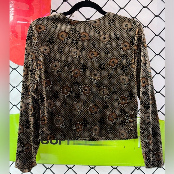 90’s Velvet Top - Picture 2 of 3